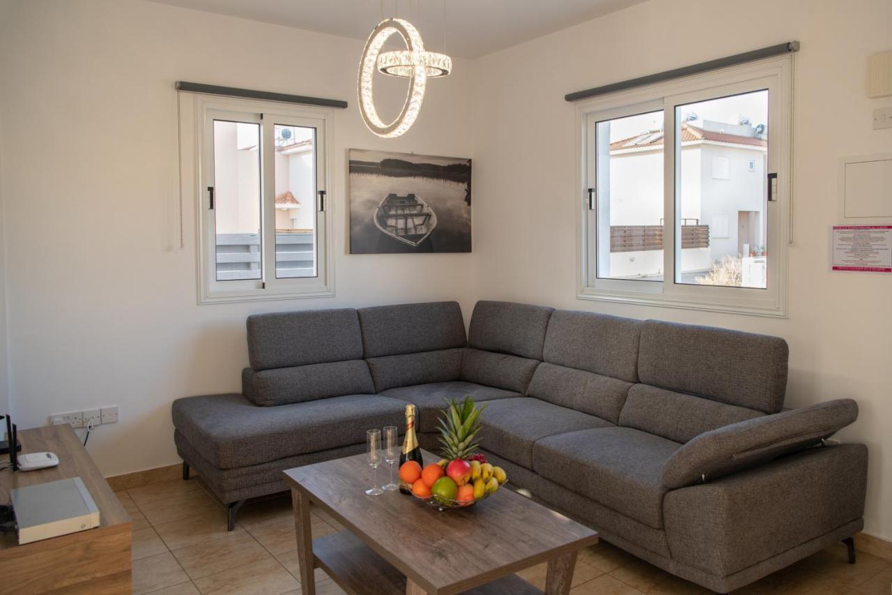 Villa Ruby Evelyn Protaras